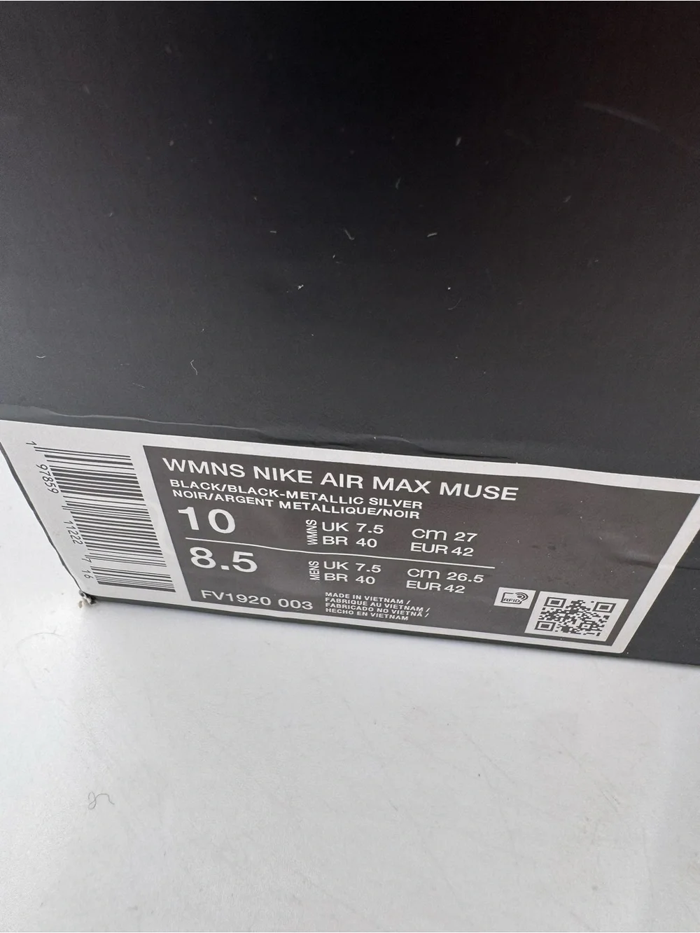 Nike Air Max Muse Triple Black BRAND NEW Size 10 Women